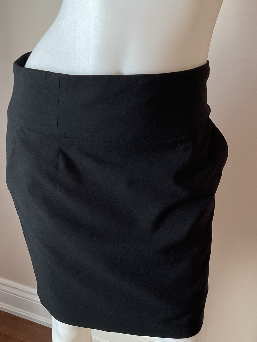 Banana Republic Stretch Pencil Skirt - Picture 2 of 8